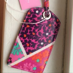 Vera Bradley luggage tag in “modern medley”